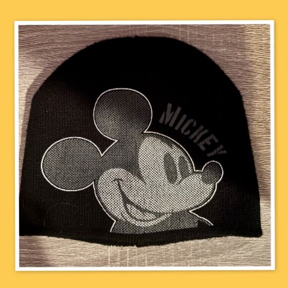 Disney Mickey Mouse Beanie - Youth Size - Picture 1 of 2